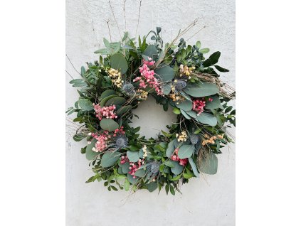 Věnec s gypsophilou (MIX BAREV) 35-40 cm