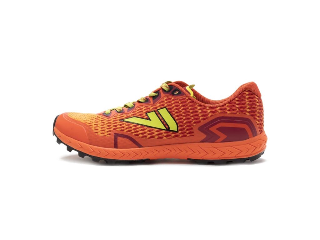VJ SPARK – Lehká trailová běžecká obuv na krátké a stření tratě. Výborná  bežecká bota na Spartan Race a OCR. VJ Shoes CZE