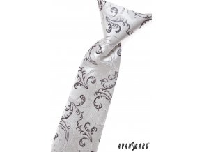Stříbrná chlapecká kravata s tmavším květovaným vzorem