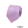 Lila kravata se vzorem