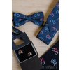 Tmavě modrá luxusní pánská kravata se vzorem – Červené a modré kolo