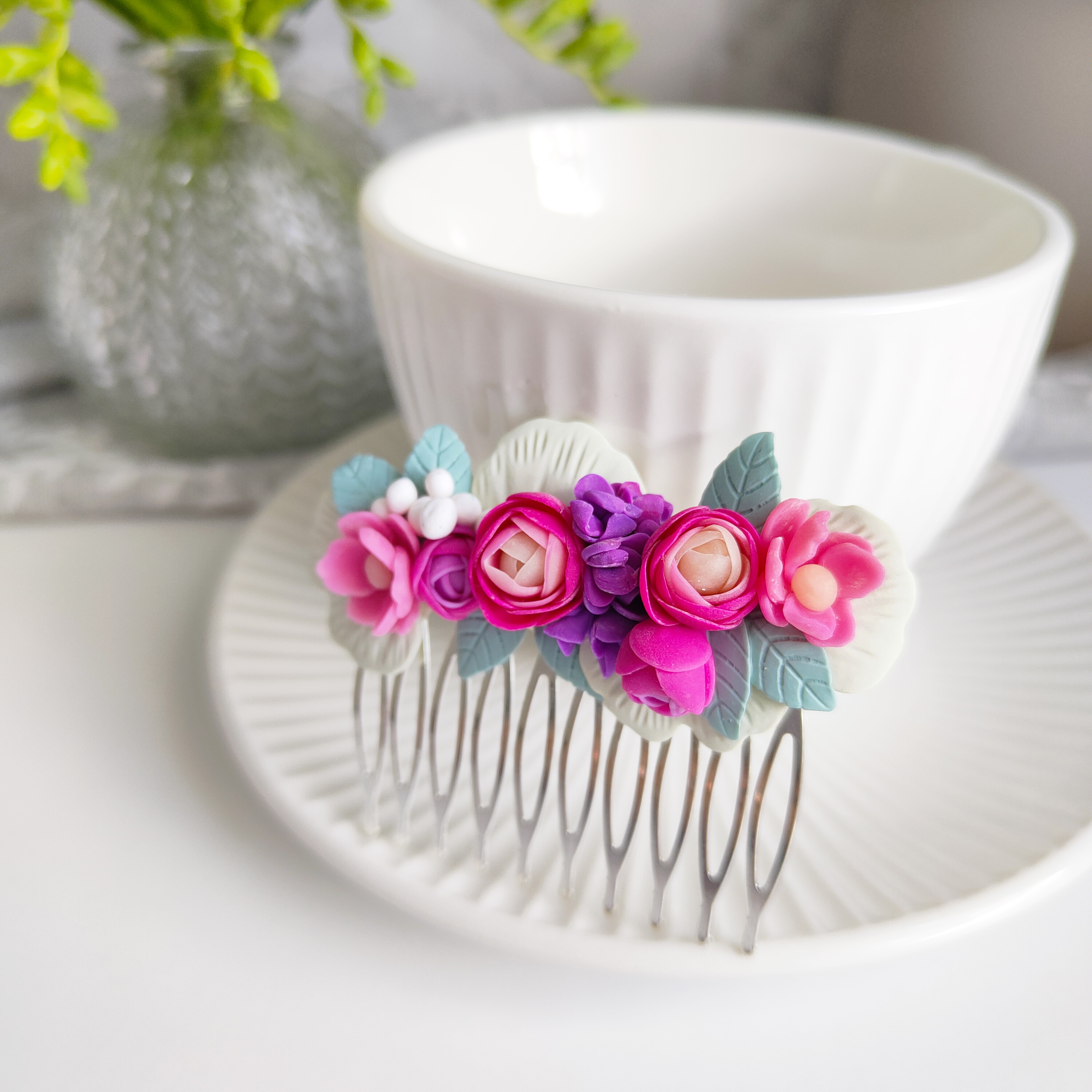 Květinový hřebínek