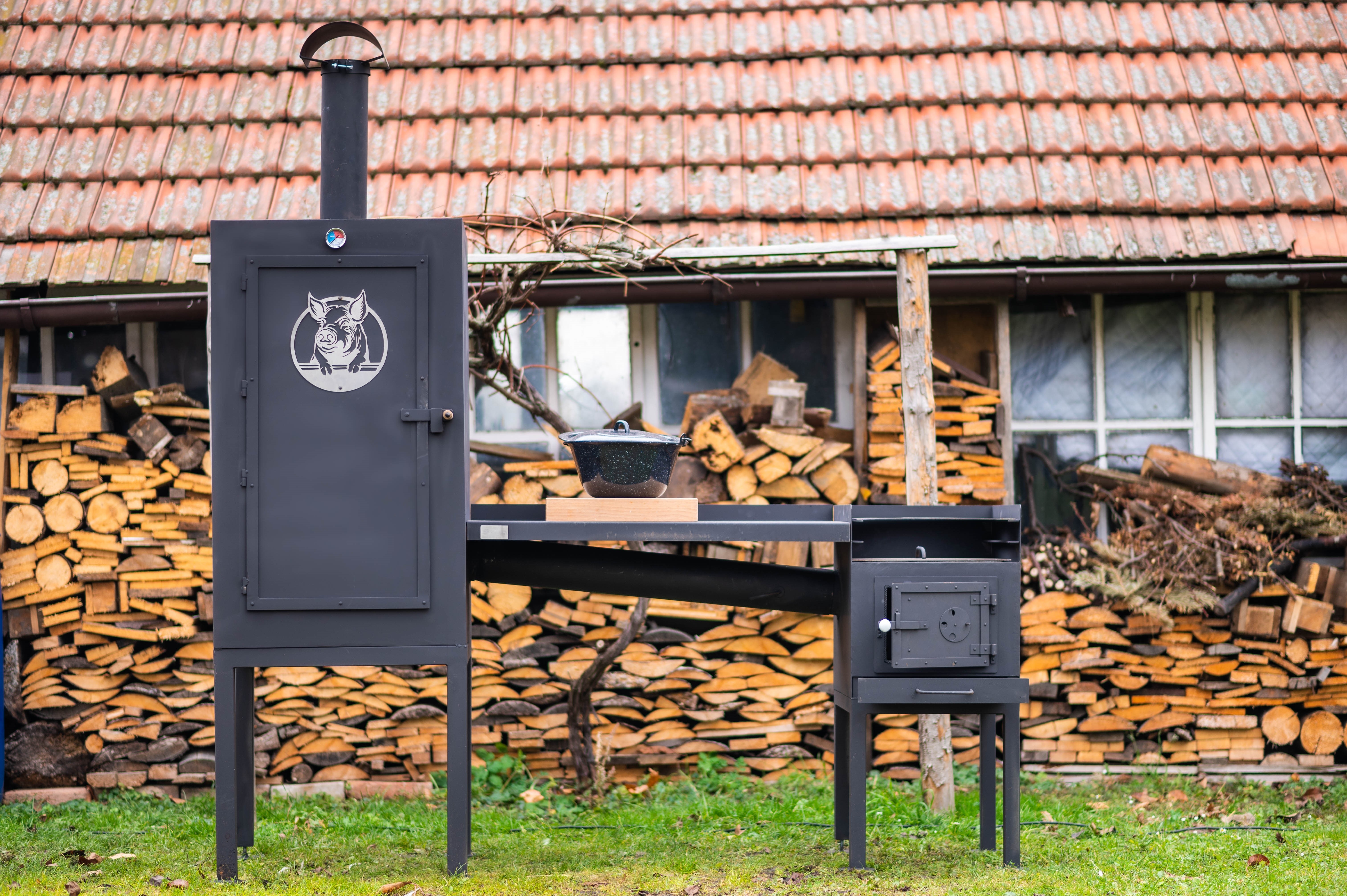 Příprava udírny a výhody kovových udíren