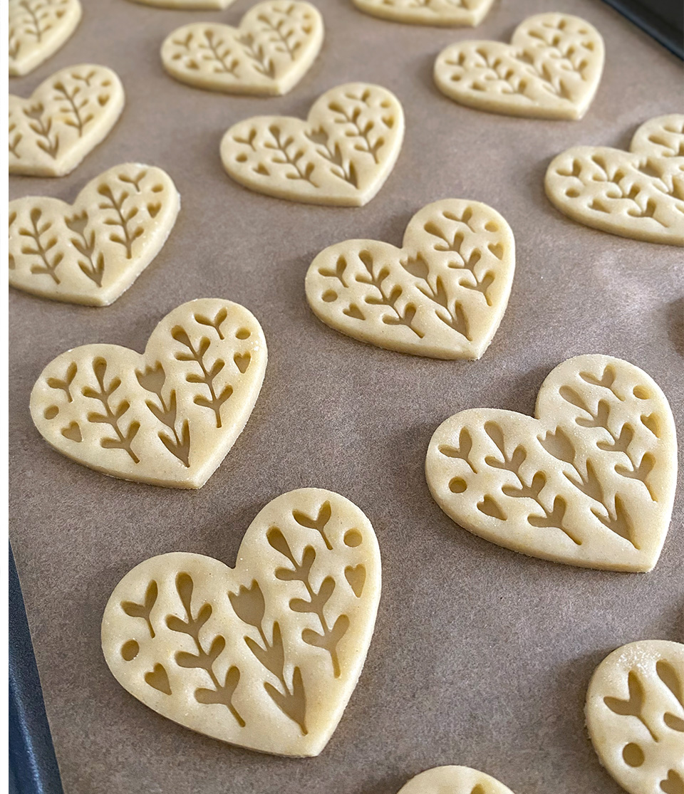 Srdíčko květované