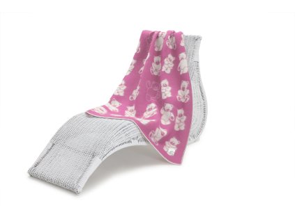 deka s motívom medvedíka