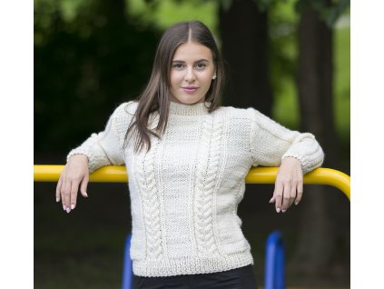 Knitted sweater with pattern