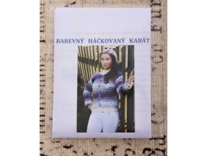 Instrukcja wykonania kolorowego płaszcza szydełkowego Pryia