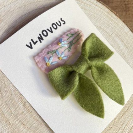 Set s mašlí Květinky