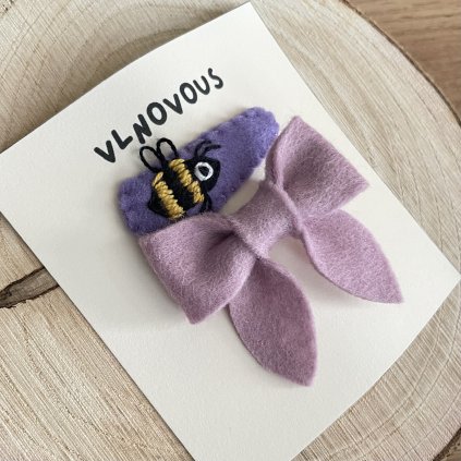 Set s mašlí Čmelda