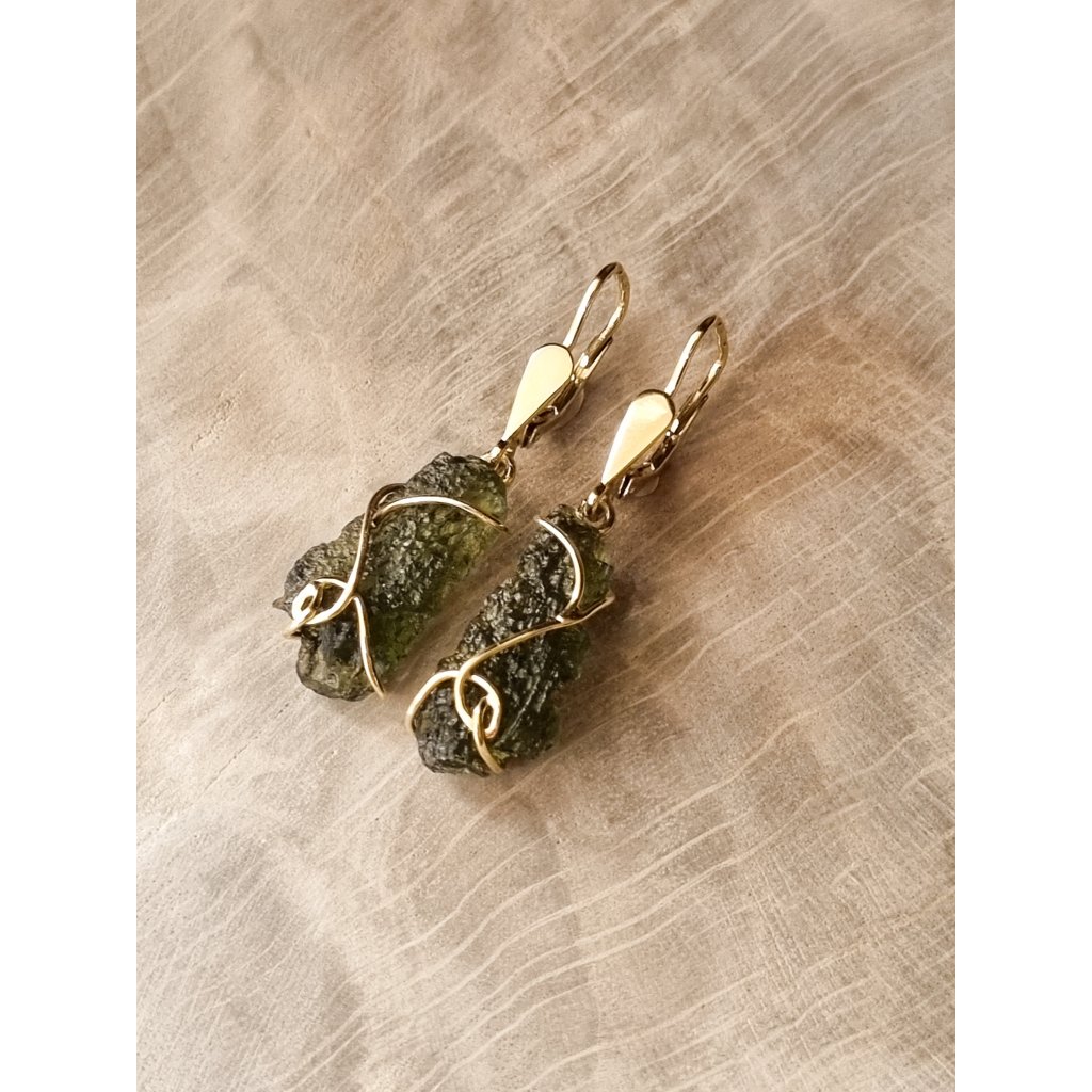 Charming Gold Dangle Earrings with Flutes 2000336600002