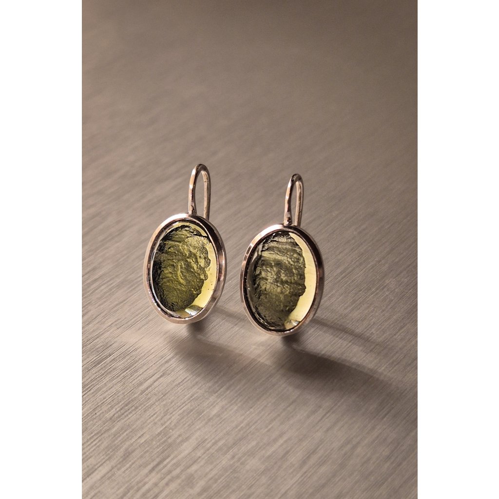 Stříbrné náušnice s vltavíny