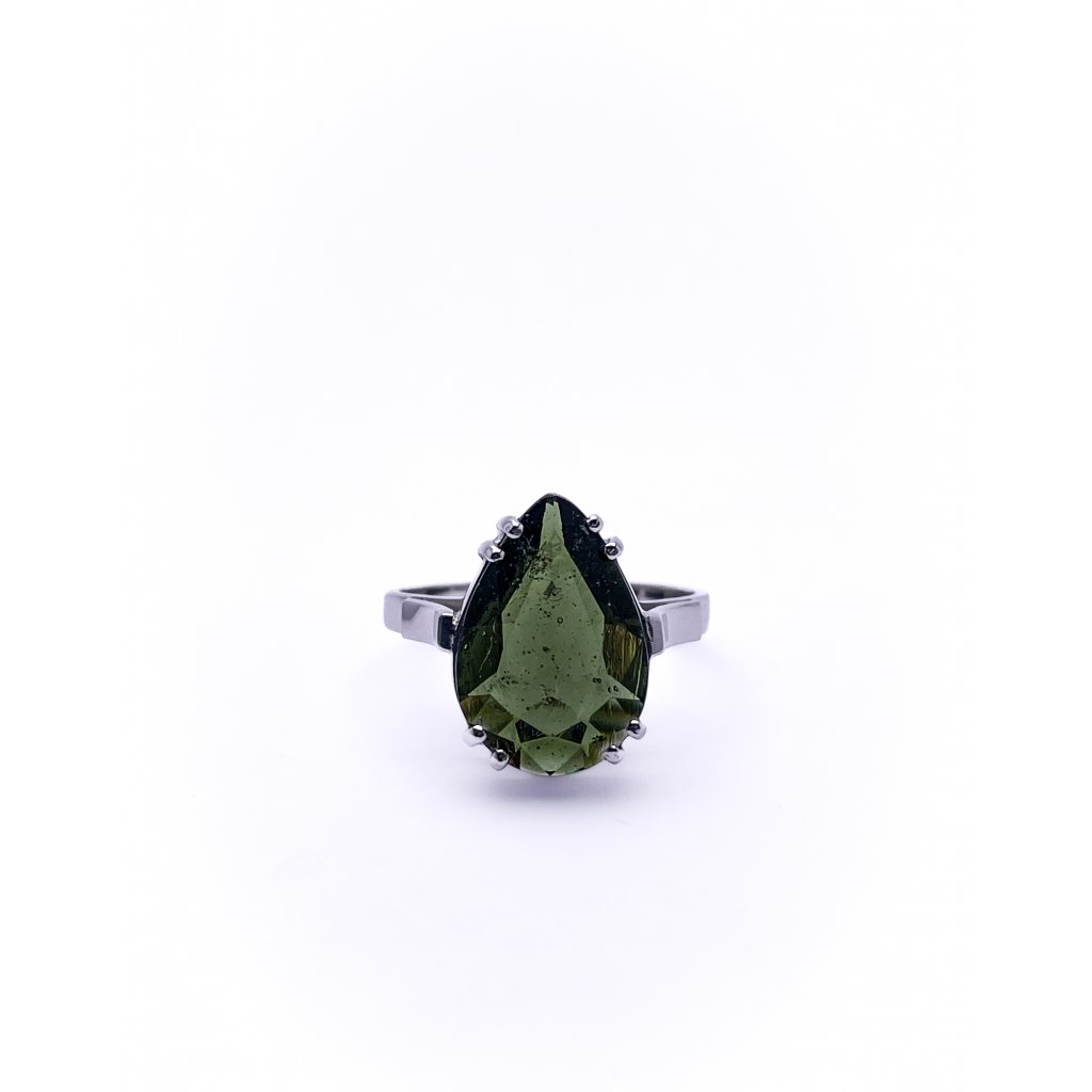 Stříbrný prsten s broušeným vltavínem 2000288240004