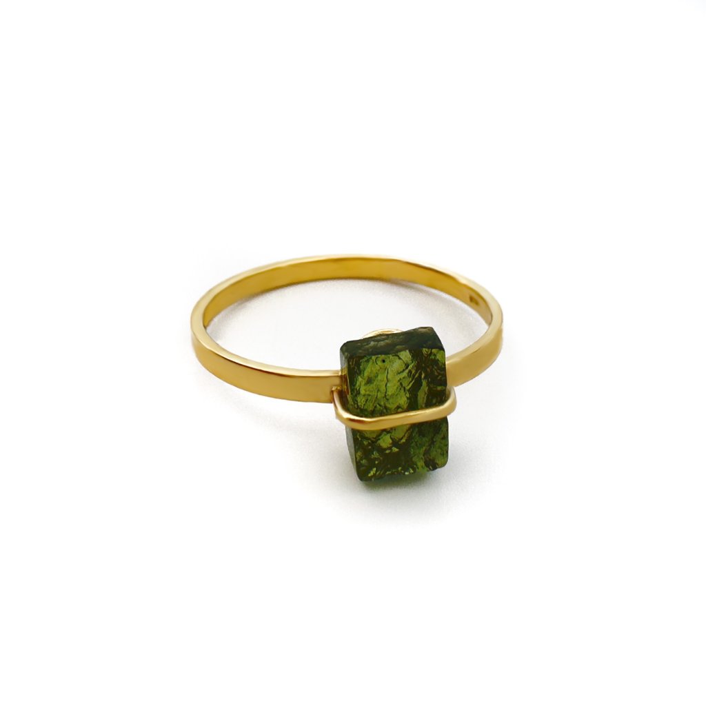 Moldavite ring in gold 2000307630007