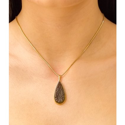 Gold pendant with Moldavite P2000249080007