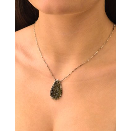 Stříbrný náhrdelník s vltavínem P39 0002