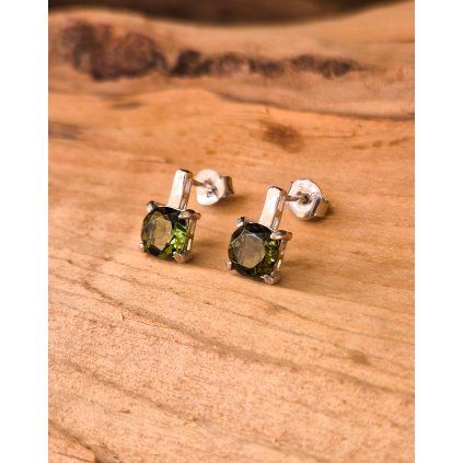 Stříbrné náušnice s vltavíny P32 0059