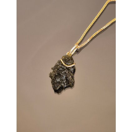 Zlatý přívěsek s vltavínem P25 0052