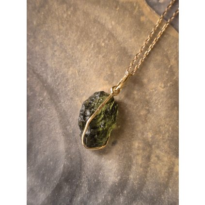 Zlatý přívěsek s vltavínem P2000350520003