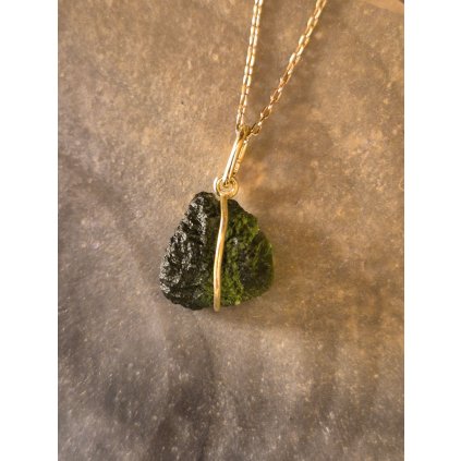 Zlatý přívěsek s vltavínem P2000364550003