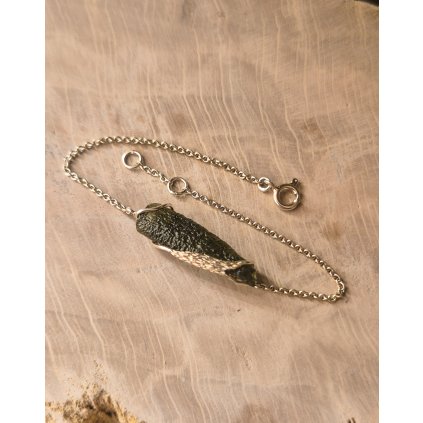 Stříbrný náramek s vltavínem P38 0013