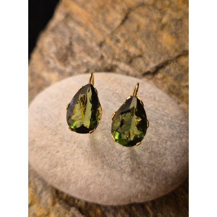 Zlaté náušnice s vltavínem ve tvaru kapek P20 0154