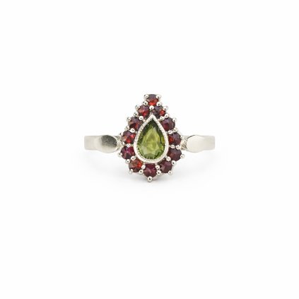 Stříbrný prsten s vltavínem a granáty 30 0097