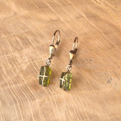 Stříbrné náušnice s vltavíny P32 0152