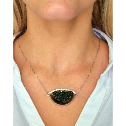 Stříbrný náhrdelník s vltavínem a zirkony P9 0011