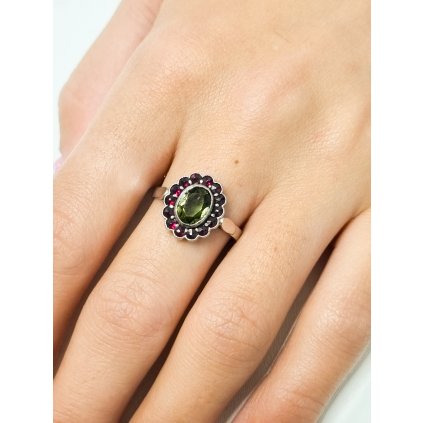 Moldavite ring in silver with garnets P2000317110001