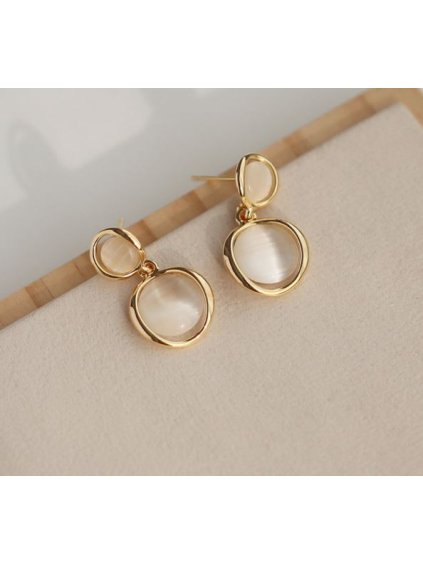 129 nausnice double round s bilym kocicim okem pozlacene