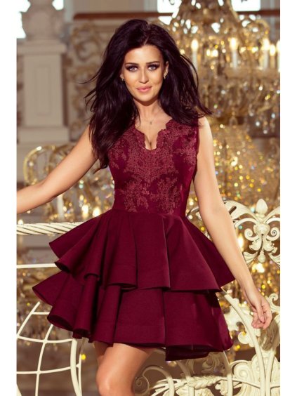 200-8 CHARLOTTE - Exkluzivní šaty s krajkovým výstřihem - burgundské barvy
 NMC-200-8