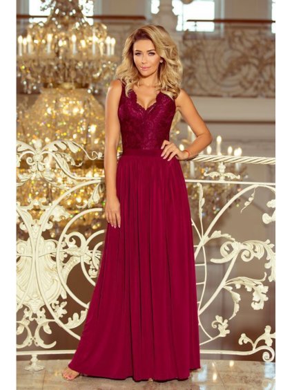 211-2 LEA dlouhé šaty s krajkovým výstřihem - burgundské barvy
 NMC-211-2 (Velikost S, Barva _barva viz foto)