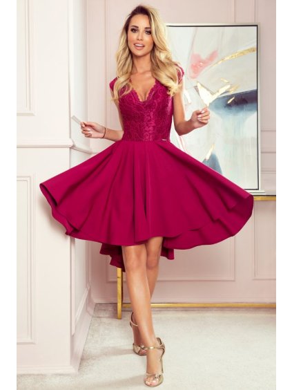 300-4 PATRICIA - dress with longer back with lace neckline - Burgundy color NMC-300-4 (Velikost S, Barva _barva viz foto)
