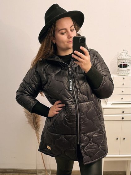 Bunda oversize s kapucí dámská nadrozměr (XL/2XL ONE SIZE) ITALSKÁ MÓDA IM422726/DR (Velikost XL/2XL, Barva Černá)
