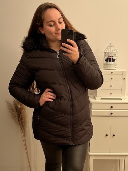 Bunda Zimní s kapucí nadrozměr (4XL-9XL) Victoria rossi ELR22ROSE9330 (Velikost 4XL, Barva Černá)