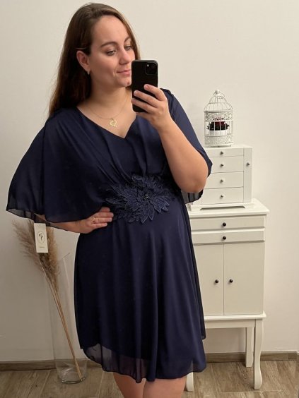 Šaty společenské elegantní krátký rukáv dámské nadrozměr (XL/2XL ONE SIZE) ITALSKÁ MÓDA IMPSH2218025/DR (Velikost XL/2XL, Barva Černá)