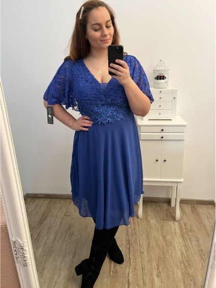 Šaty společenské elegantní šifonové krátký rukáv dámské nadrozměr (XL/2XL ONE SIZE) ITALSKÁ MÓDA IMM23ALESA/DU (Velikost XL/2XL, Barva fialová)