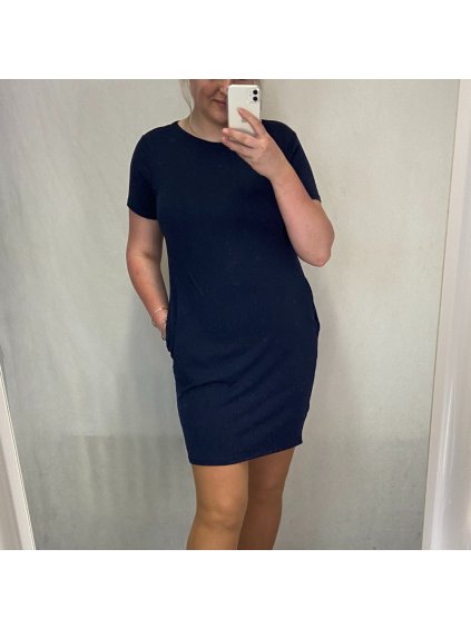 Šaty klasik krátký rukáv s kapsami dámské nadrozměr (XL/XXL ONE SIZE) ITALSKÁ MÓDA IMD21049/DR (Velikost XL/2XL, Barva Černá)