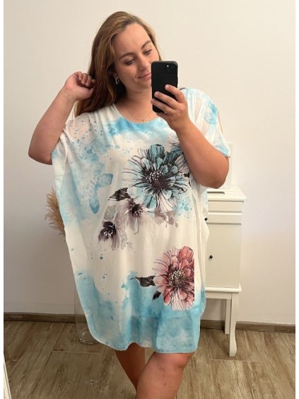 Šaty šifonové krátký rukáv dámské nadrozměrné (XL/2XL/3XL ONE SIZE) ITALSKÁ MÓDA IMN23002/DUR (Velikost 2XL/3XL, Barva světle modrá)