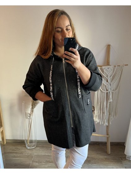 Kabát oversize na zip s kapucí dámský nadrozměr (2XL/3XL/4XL ONE SIZE) ITALSKá MóDA IM323BEAUTIFUL/DU (Velikost 2XL/3XL, Barva Černá)