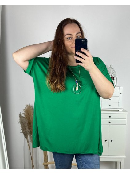 Tunika s přívěškem krátký rukáv dámská nadrozměr (6XL/7XL ONE SIZE) ITALSKÁ MÓDA IMBM24017/DR (Velikost 6XL/7XL, Barva Černá)