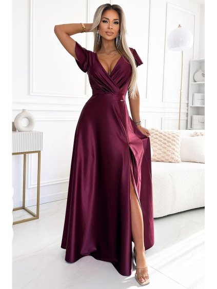 411-10 CRYSTAL saténové dlouhé šaty s výstřihem - Vínová barva