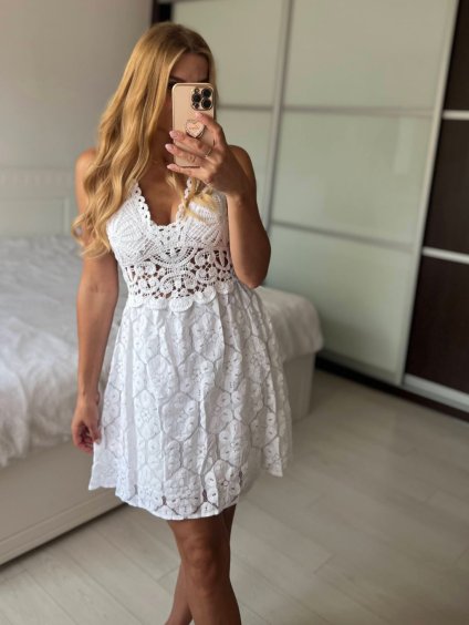 Šaty krátké háčkované letní na ramínka dámské (S/M ONE SIZE) ITALSKÁ MÓDA IMPSH2488382/DU (Velikost S/M/L, Barva bílá)