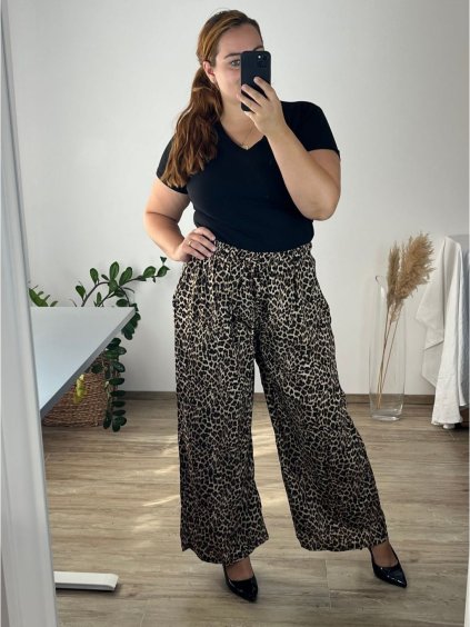 Kalhoty letní dlouhé dámské nadrozměr (54/56 ONE SIZE) ITALSKÁ MÓDA IMWEC24WILD-3/DR (Velikost 54/56, Barva hnědá leopard)