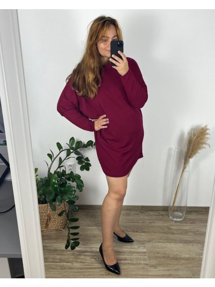 Šaty dlouhé teplé volnočasové dlouhý rukáv dámské nadrozměr (52/54/56/58 ONE SIZE) ITALSKÁ MÓDA IM424CLASA/DU (Velikost 56/58, Barva vínová)