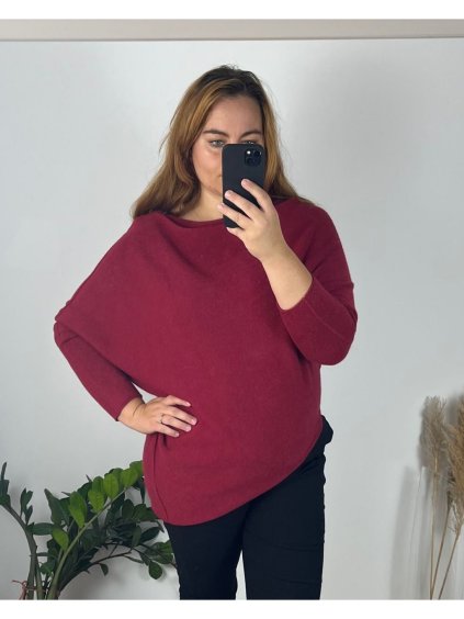 Svetr šikmý dlouhý rukáv dámské nadrozměr (48/50/52 ONE SIZE) ITALSKá MóDA IM424509XL/DUR (Velikost 50/52, Barva vínová)