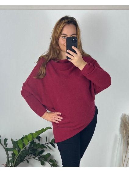 Svetr šikmý dlouhý rukáv dámské nadrozměr (48/50/52 ONE SIZE) ITALSKá MóDA IM424509XL/DUR (Velikost 50/52, Barva vínová)