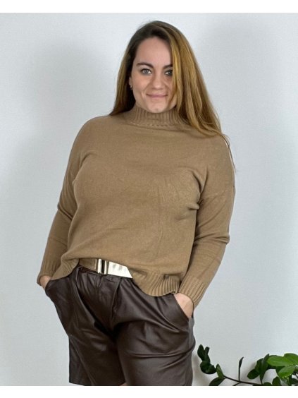 Svetr se stojáčkem dlouhý rukáv dámský nadrozměr (50/52/54 ONE SIZE) ITALSKá MóDA IMSM24BETTY-64/DR (Velikost 52/54, Barva hnědá)