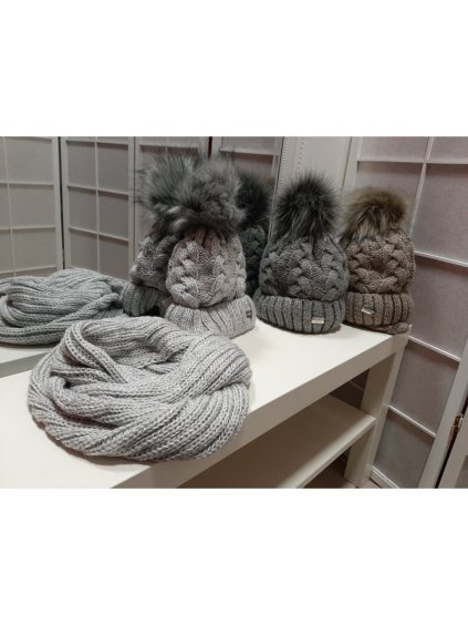 Čepice s bambulí a nákrčník zimní dámská (one size) TURECKO ESIK101 (Velikost ONE SIZE, Barva hnědá)