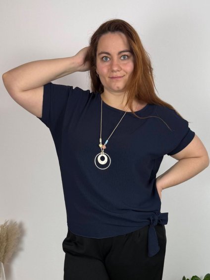 Tunika s přívěskem krátký rukáv dámská nadrozměr (48/50/52 ONE SIZE) ITALSKÁ MÓDA IM425031/DUR (Velikost 48/50, Barva Černá)